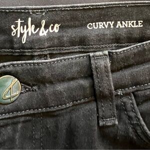 Style & Co. Dark Gray Curvy Ankle Jeans